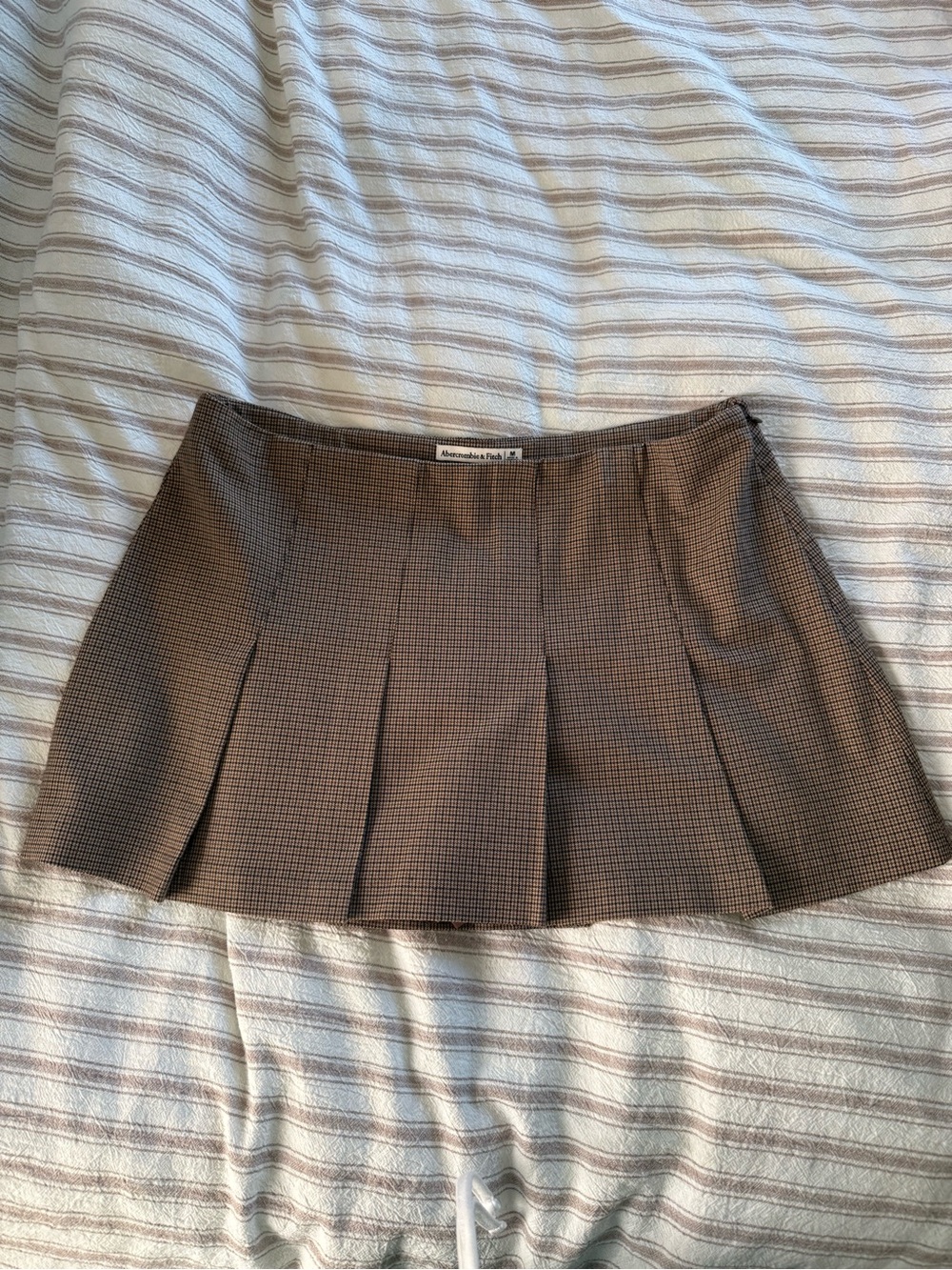 Abercrombie & Fitch Brown Checked Pleated Mini